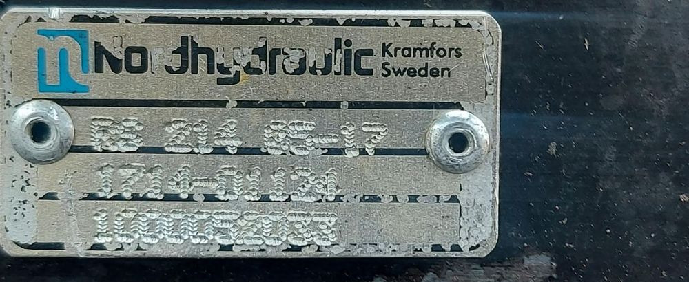 Rozdzielacz główny Kramer 342 - Hidraulika za Građevinska mašina: slika 4 Rozdzielacz główny Kramer 342 - Hidraulika za Građevinska mašina: slika 4