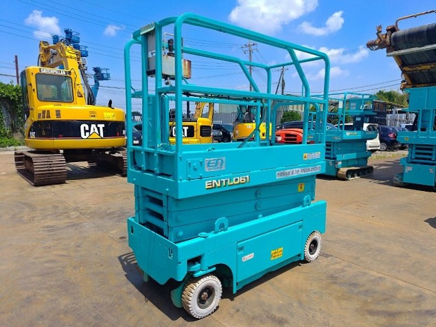 AIRMAN ENTL061 - Lift u obliku makaza: slika 1 AIRMAN ENTL061 - Lift u obliku makaza: slika 1