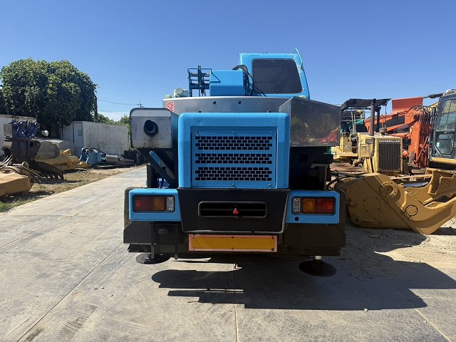 TADANO GR120N-1 - Autokran za teške terene: slika 4 TADANO GR120N-1 - Autokran za teške terene: slika 4