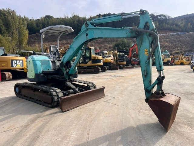 YANMAR ViO40-5B - Mini bager: slika 5 YANMAR ViO40-5B - Mini bager: slika 5
