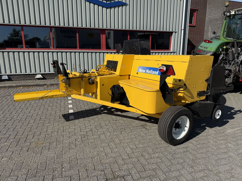 New Holland BC5060 Mini Balenpers - Balirka za kockaste bale: slika 3 New Holland BC5060 Mini Balenpers - Balirka za kockaste bale: slika 3