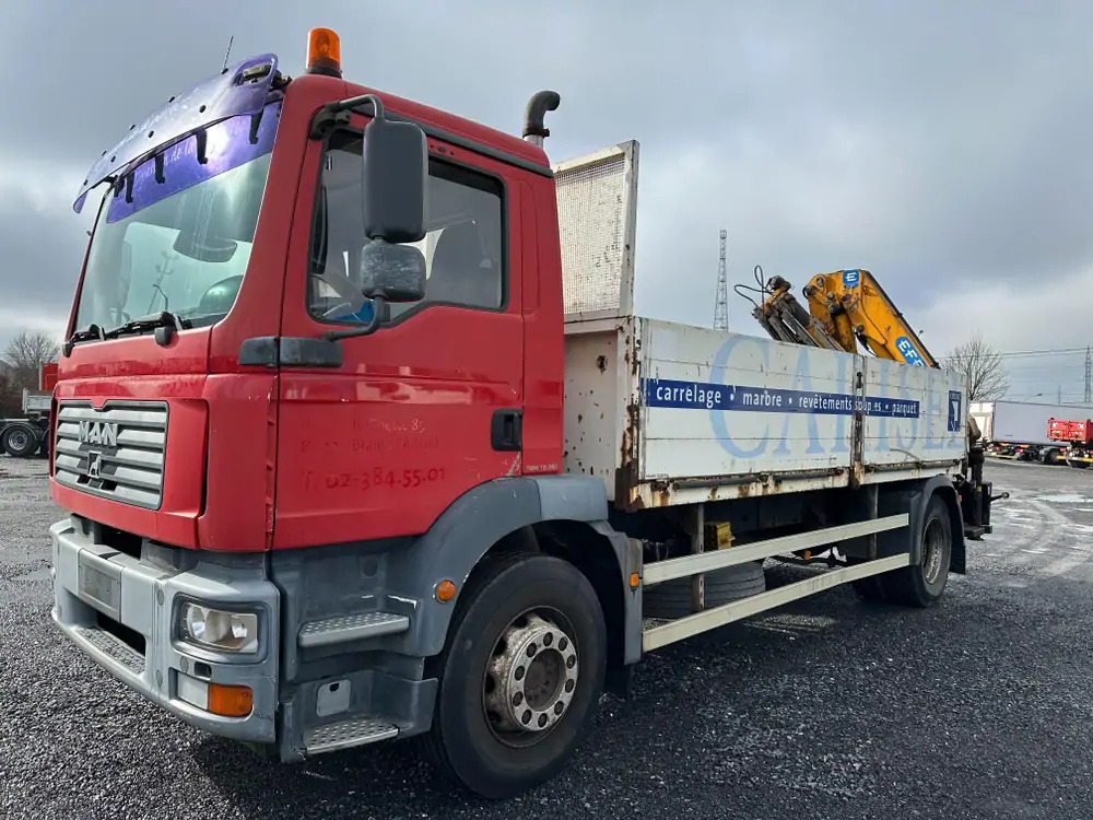 MAN TGM 18.280 *202000 km*Grue EFFER type 120 3 S*PREMIER PROPRIO - Kamion sa dizalicom, Kamion sa tovarnim sandukom: slika 1 MAN TGM 18.280 *202000 km*Grue EFFER type 120 3 S*PREMIER PROPRIO - Kamion sa dizalicom, Kamion sa tovarnim sandukom: slika 1