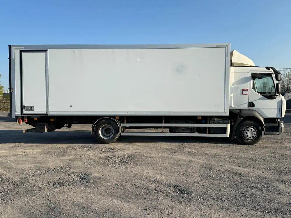 Renault D14 250 *D14 250 cv* - Kamion sa zatvorenim sandukom: slika 3 Renault D14 250 *D14 250 cv* - Kamion sa zatvorenim sandukom: slika 3