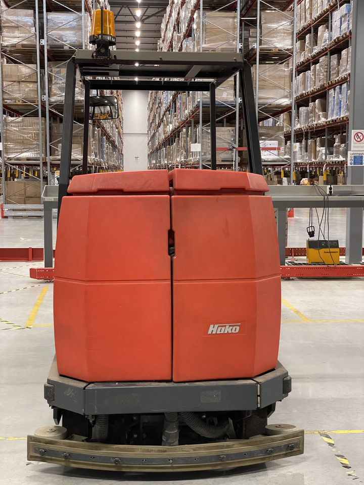 Hako Hakomatic B 1100 - Industrijska mašina za metenje: slika 4 Hako Hakomatic B 1100 - Industrijska mašina za metenje: slika 4