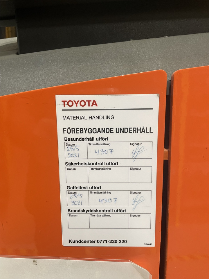 TOYOTA BT-RRE 160E - Regalni viljuškar: slika 3 TOYOTA BT-RRE 160E - Regalni viljuškar: slika 3