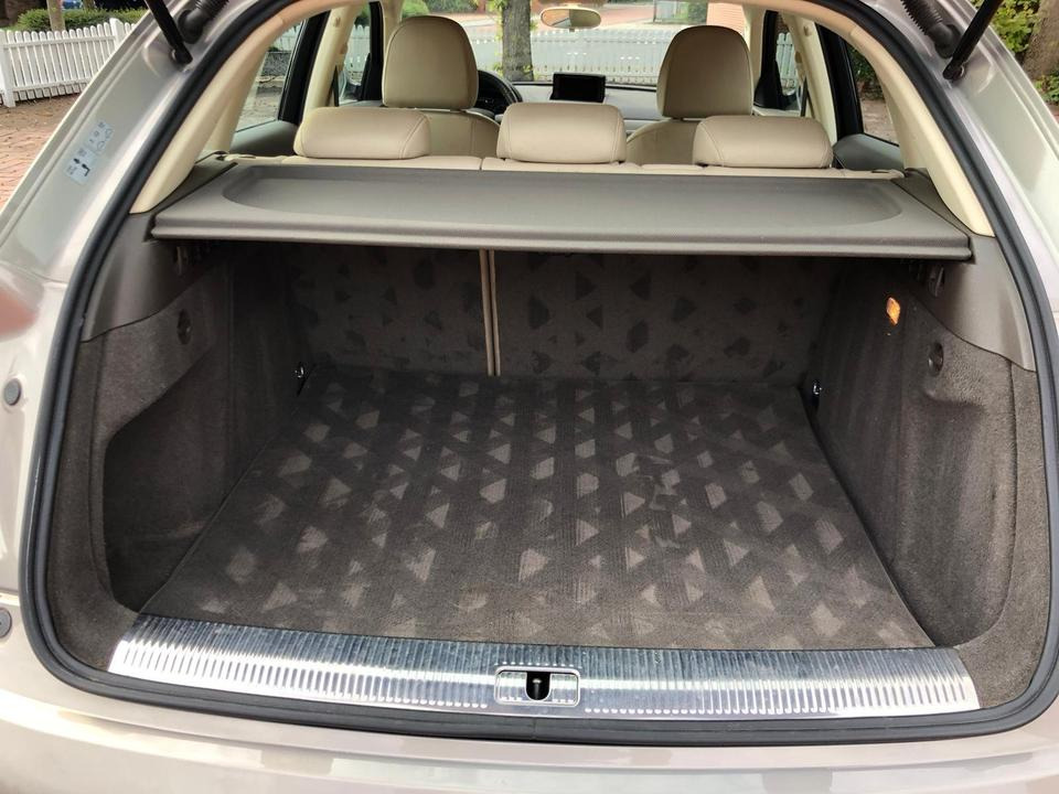 Audi Q3 TFSI + quattro + Autom. + ANK. + TÜV - Automobil: slika 5 Audi Q3 TFSI + quattro + Autom. + ANK. + TÜV - Automobil: slika 5