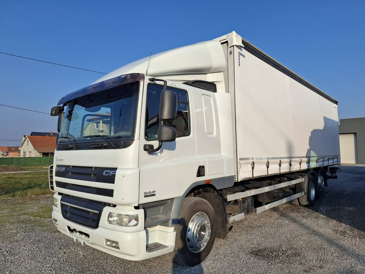 DAF CF 75.360 8,5m - Kamion sa ceradom: slika 4 DAF CF 75.360 8,5m - Kamion sa ceradom: slika 4