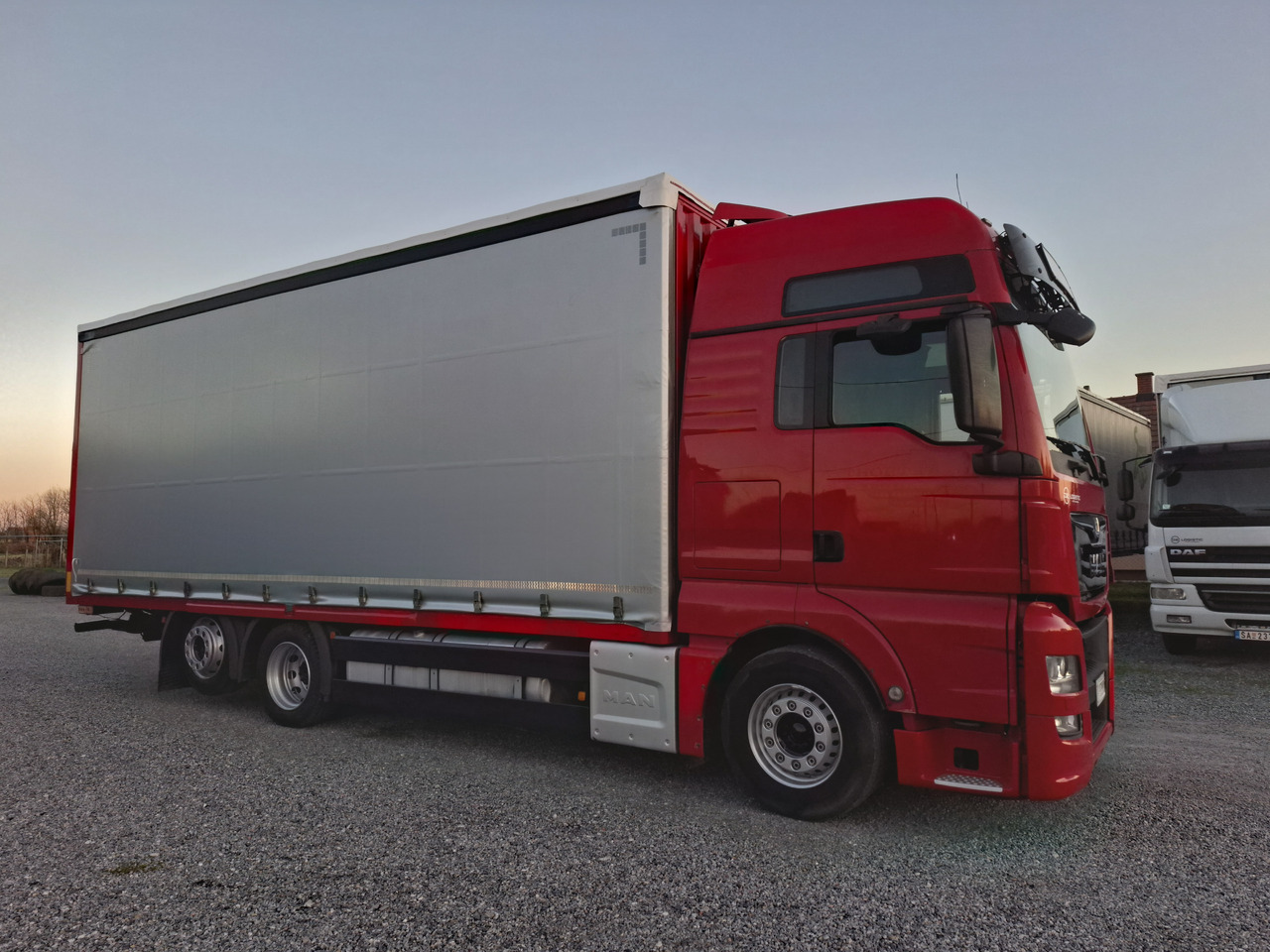 MAN TGX 26.440 E6 - Kamion sa ceradom: slika 5 MAN TGX 26.440 E6 - Kamion sa ceradom: slika 5