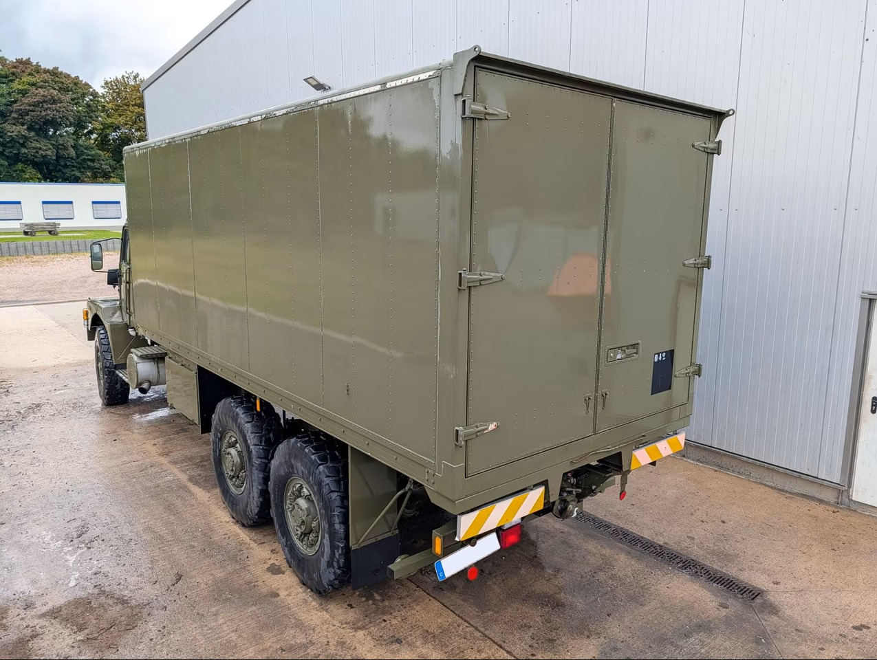 VOLVO N10 - Kamion sa zatvorenim sandukom: slika 3 VOLVO N10 - Kamion sa zatvorenim sandukom: slika 3