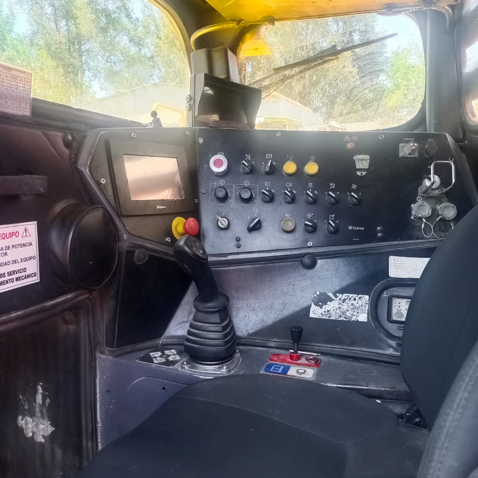 EPIROC ST1030 - Utovarivač točkaš: slika 3 EPIROC ST1030 - Utovarivač točkaš: slika 3