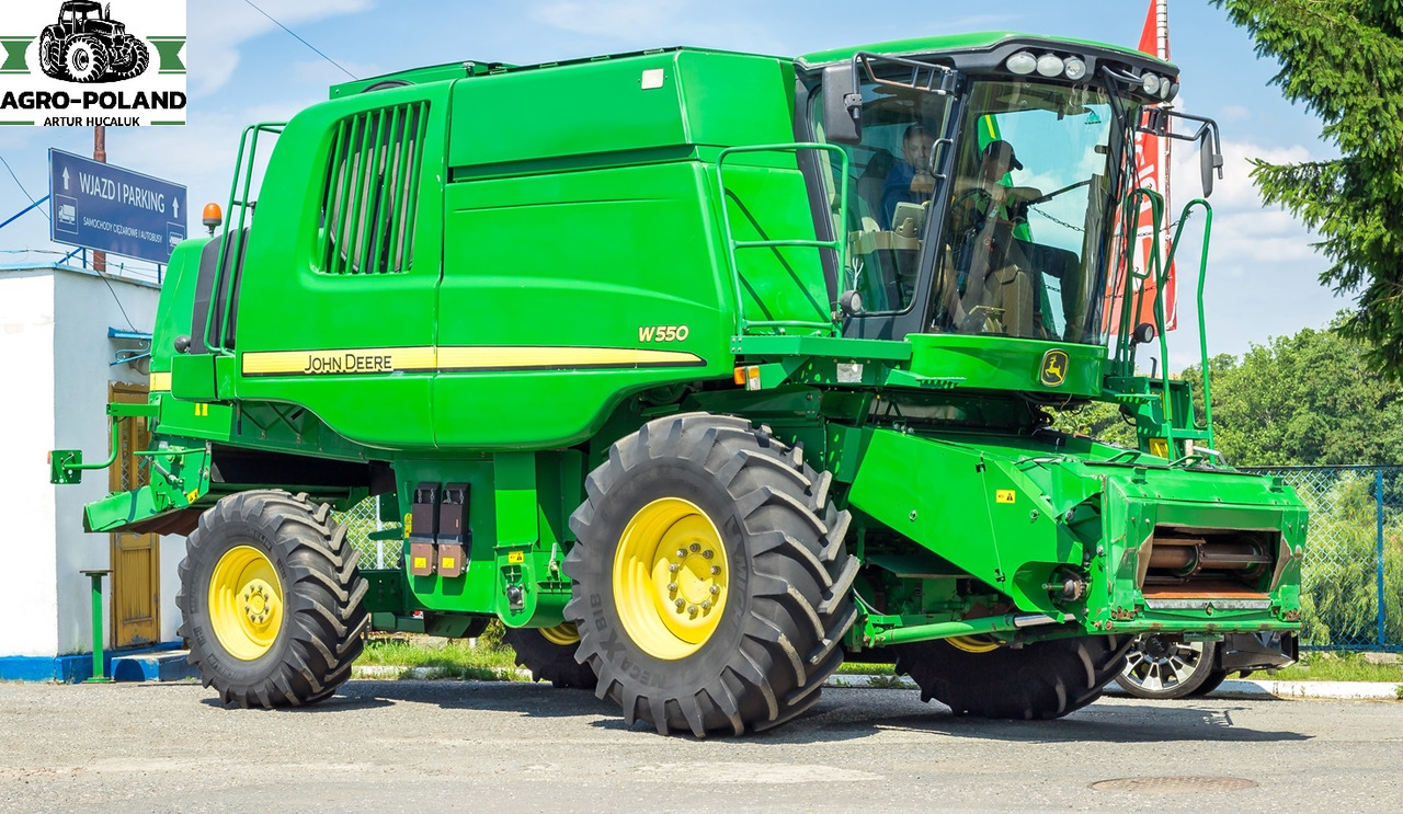 JOHN DEERE W 550 - 2981 h - 5,5 M - 2011 ROK - Kombinovani kombajn: slika 1 JOHN DEERE W 550 - 2981 h - 5,5 M - 2011 ROK - Kombinovani kombajn: slika 1