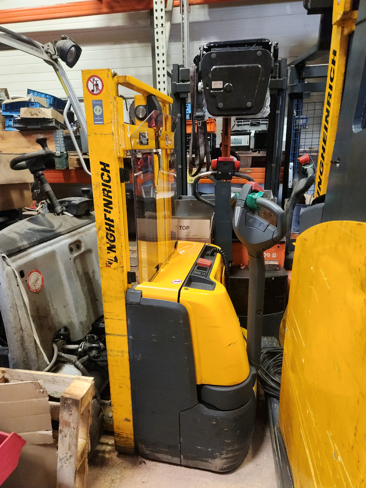 JUNGHEINRICH EJC110 250ZT - Slagač: slika 1 JUNGHEINRICH EJC110 250ZT - Slagač: slika 1