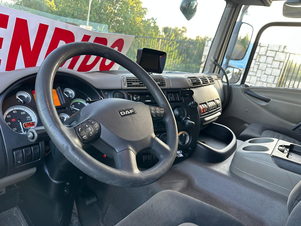 DAF CF 75.310 - Kamion sa ceradom: slika 3 DAF CF 75.310 - Kamion sa ceradom: slika 3