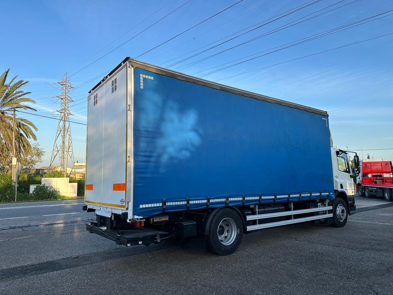 DAF CF 75.310 - Kamion sa ceradom: slika 4 DAF CF 75.310 - Kamion sa ceradom: slika 4