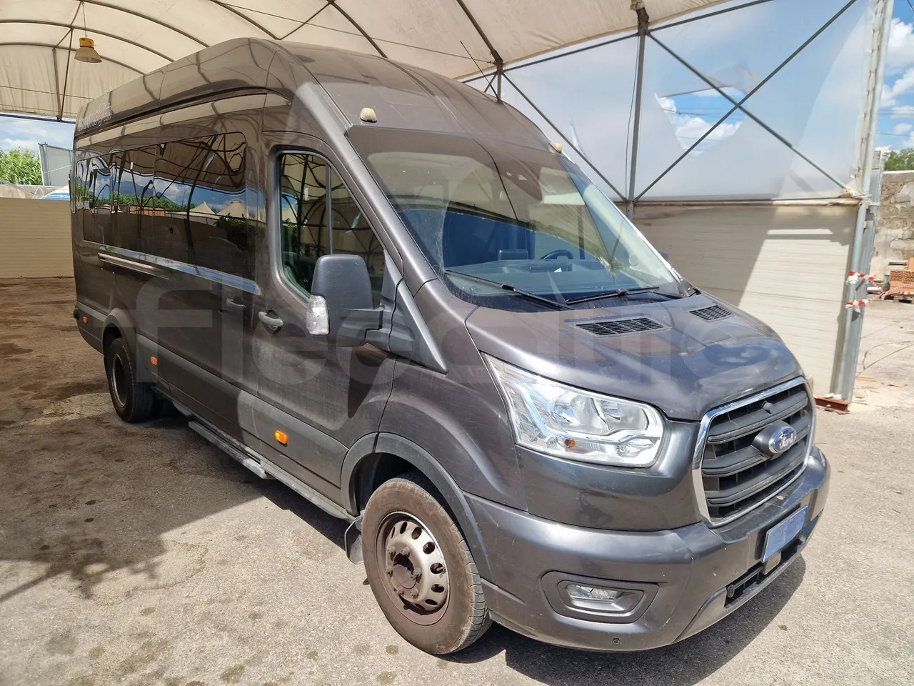 Ford Transit - Prigradski autobus: slika 1 Ford Transit - Prigradski autobus: slika 1