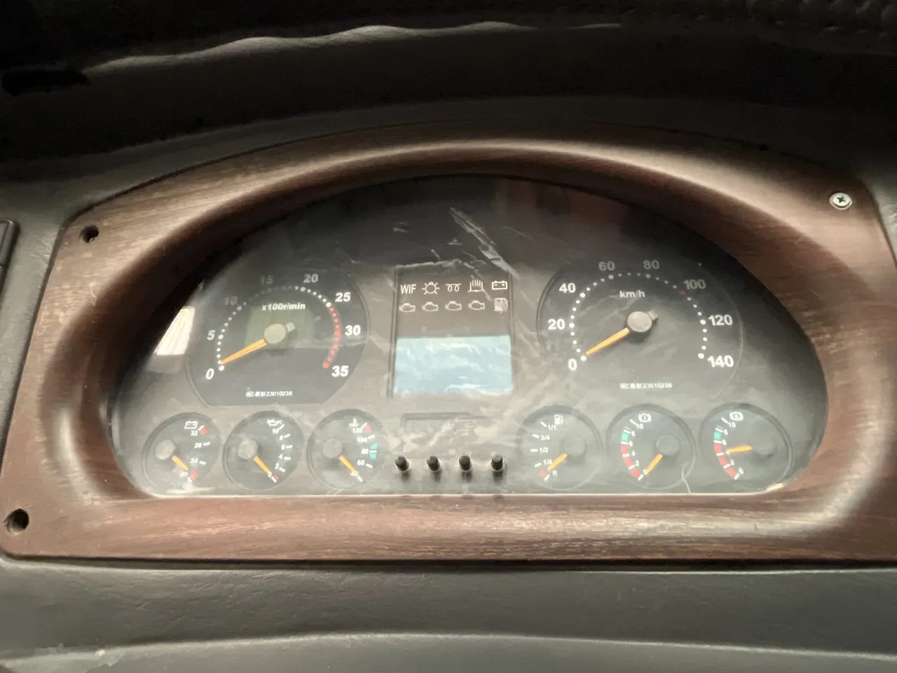 King Long XMQ6127 - Turistički autobus: slika 2 King Long XMQ6127 - Turistički autobus: slika 2