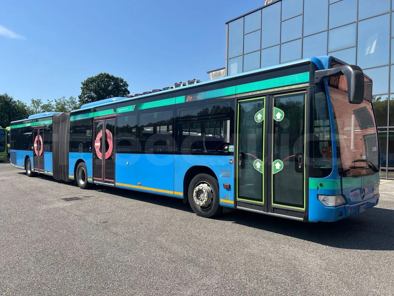 Mercedes-Benz Citaro G - Zglobni autobus: slika 1 Mercedes-Benz Citaro G - Zglobni autobus: slika 1