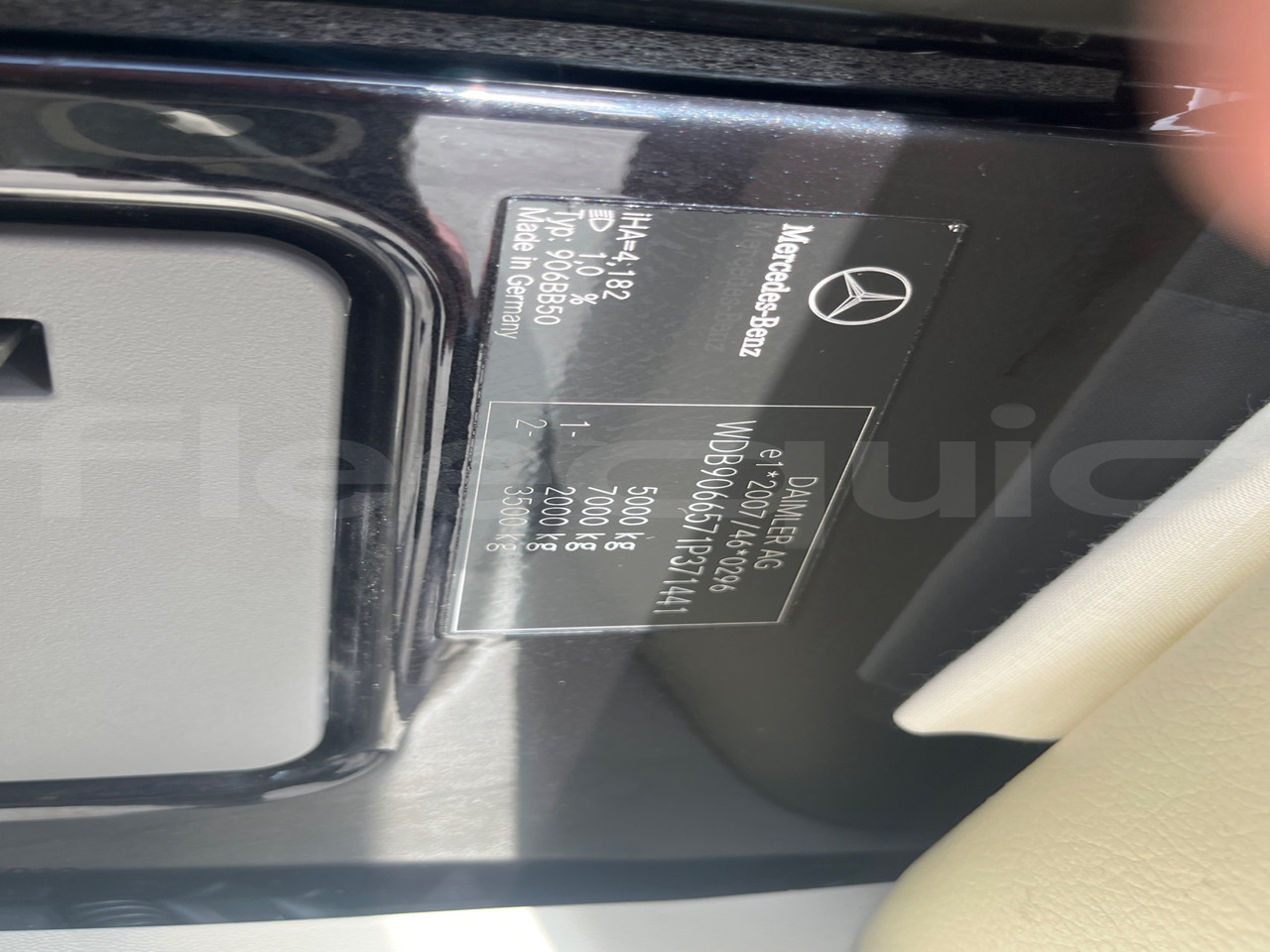 Minibus, Putnički kombi Mercedes-Benz Sprinter: slika 15