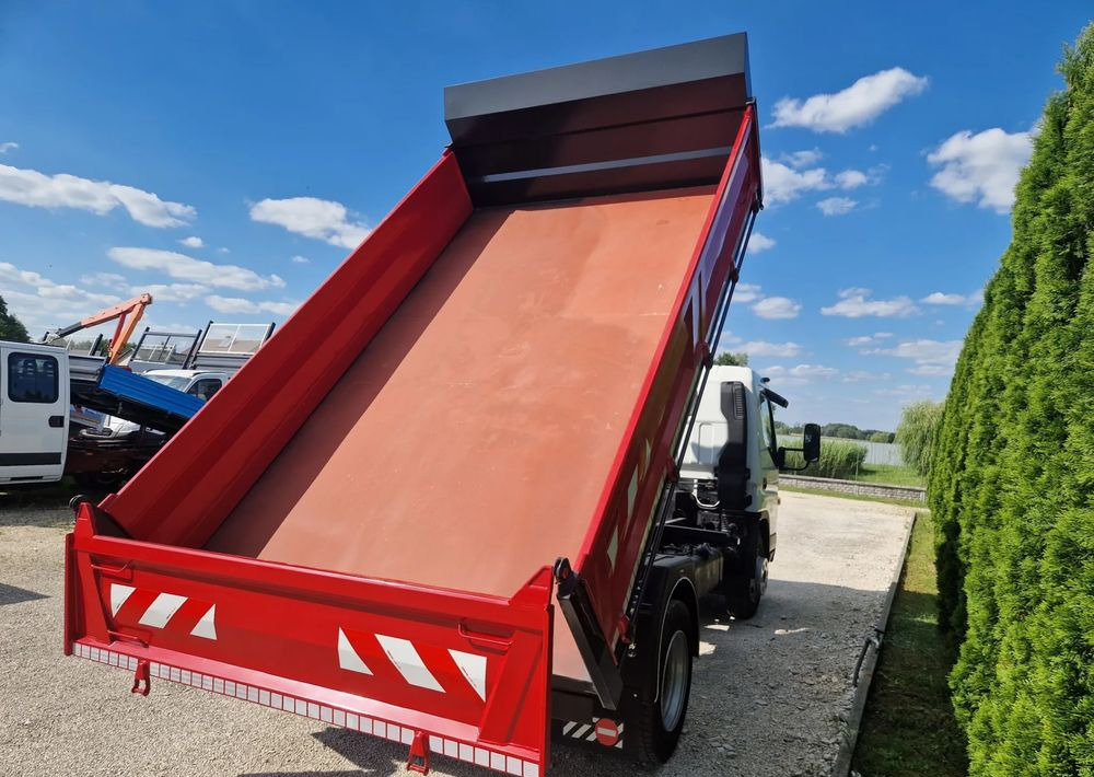 Mitsubishi Canter 7c15 3.0 150KM - Dostavno vozilo istovarivač: slika 4 Mitsubishi Canter 7c15 3.0 150KM - Dostavno vozilo istovarivač: slika 4