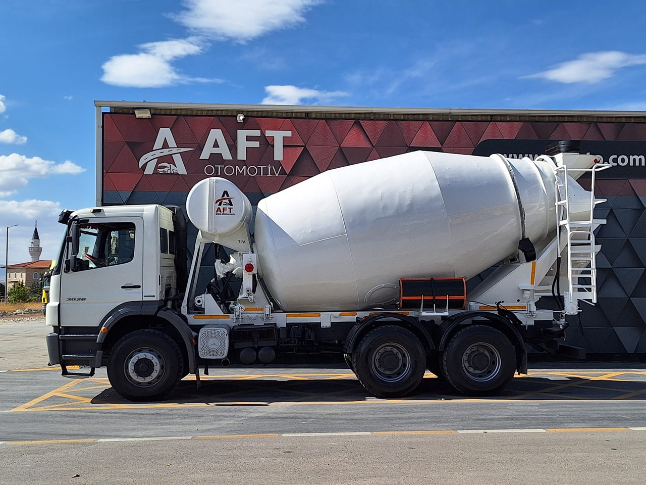 MERCEDES-BENZ AXOR 3028 - Mikser za beton: slika 5 MERCEDES-BENZ AXOR 3028 - Mikser za beton: slika 5