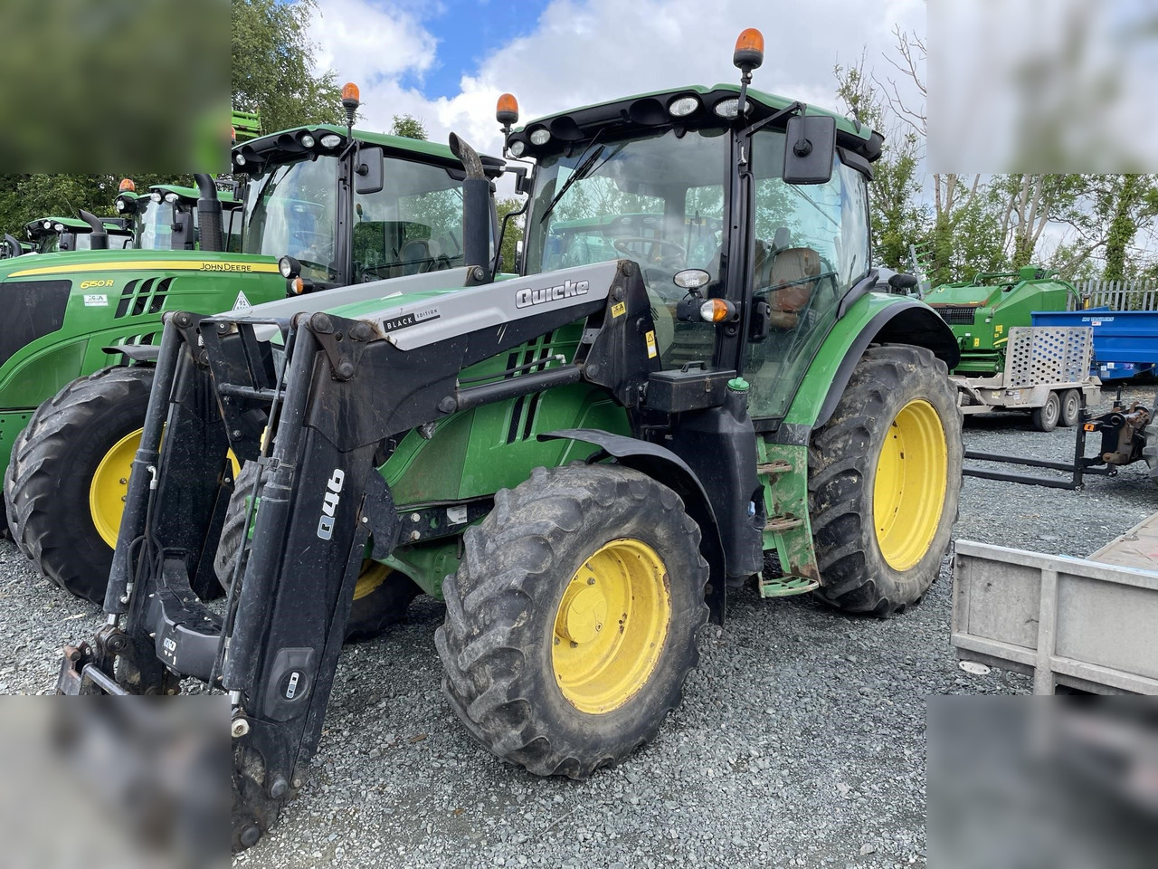 2016 JOHN DEERE 6110R - Traktor: slika 1 2016 JOHN DEERE 6110R - Traktor: slika 1