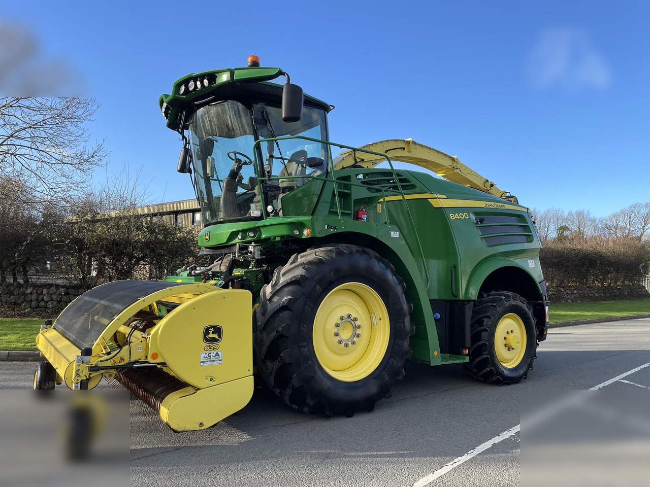 2018 JOHN DEERE 8400 - Kombajn za stočnu hranu: slika 3 2018 JOHN DEERE 8400 - Kombajn za stočnu hranu: slika 3