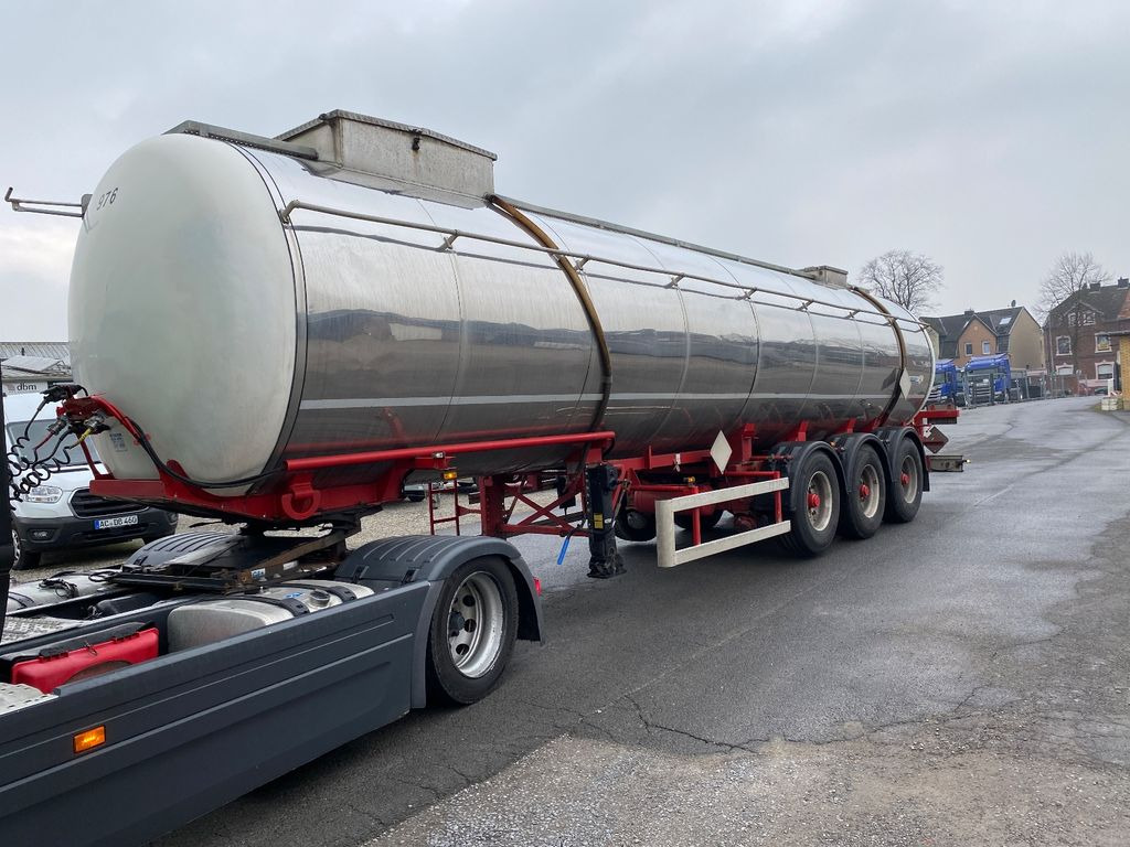 Hendricks Chemie L4BH/26.000 l 1 Kammer/ Chassis:Krause - Poluprikolica cisterna: slika 4 Hendricks Chemie L4BH/26.000 l 1 Kammer/ Chassis:Krause - Poluprikolica cisterna: slika 4