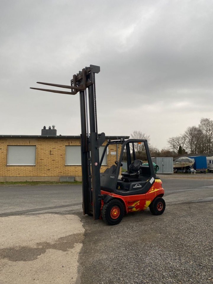 Linde H20T-03 - Gasni viljuškar: slika 1 Linde H20T-03 - Gasni viljuškar: slika 1