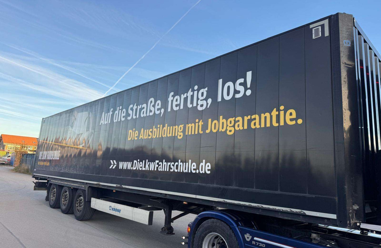 Krone Standart - Poluprikolica sa zatvorenim sandukom: slika 1 Krone Standart - Poluprikolica sa zatvorenim sandukom: slika 1