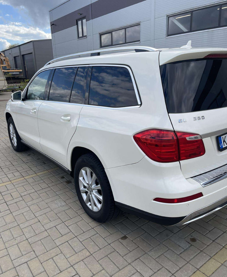 Mercedes-Benz GL350 - SUVSUV: slika 5 Mercedes-Benz GL350 - SUVSUV: slika 5