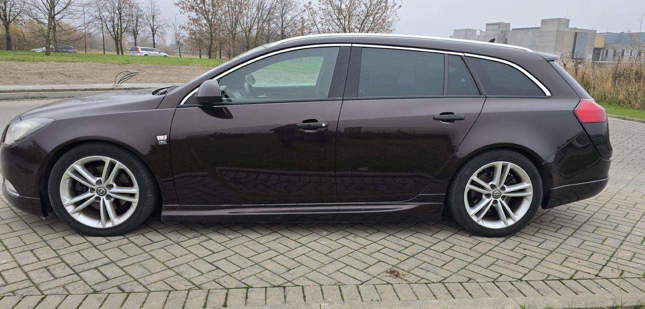 Opel Insignia - Karavan: slika 3 Opel Insignia - Karavan: slika 3