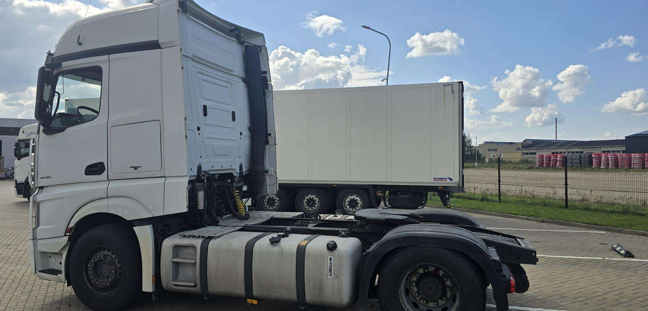 Mercedes-Benz ACTROS - Tegljač: slika 3 Mercedes-Benz ACTROS - Tegljač: slika 3