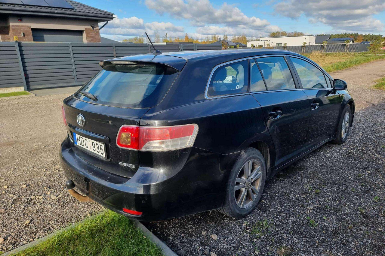 Toyota Avensis - Karavan: slika 5 Toyota Avensis - Karavan: slika 5