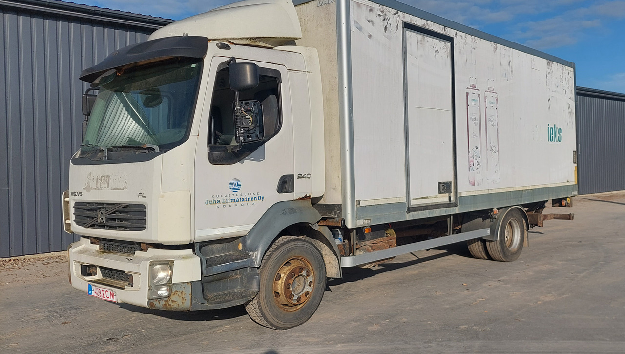 VOLVO FL240 - Kamion sa zatvorenim sandukom: slika 4 VOLVO FL240 - Kamion sa zatvorenim sandukom: slika 4