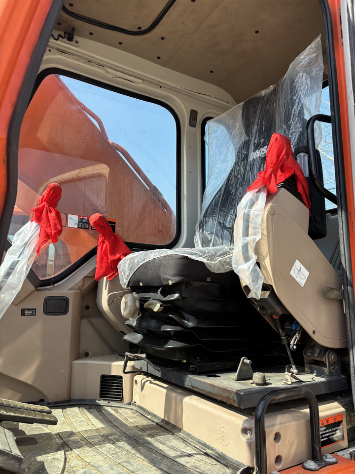 DOOSAN dh225 hot sale used excavator in stock - Bager guseničar: slika 5 DOOSAN dh225 hot sale used excavator in stock - Bager guseničar: slika 5