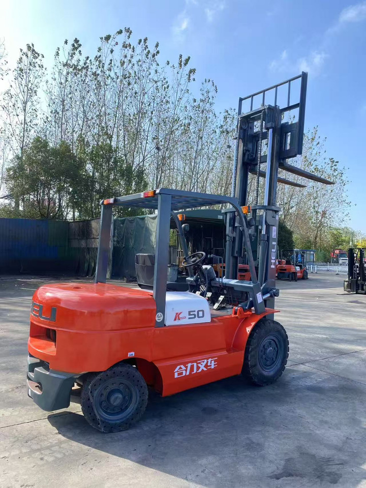 HELI k50 used diesel forklift Customizable mast clamps - Dizel viljuškar: slika 4 HELI k50 used diesel forklift Customizable mast clamps - Dizel viljuškar: slika 4