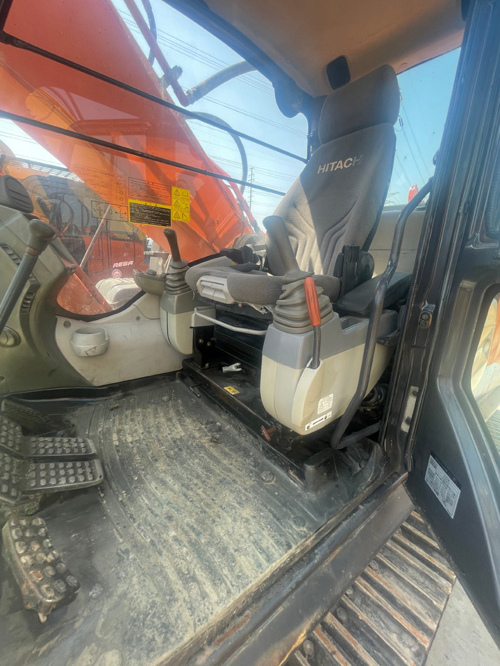 HITACHI ZX350 crawler excavator low hours excellent condition original - Bager guseničar: slika 5 HITACHI ZX350 crawler excavator low hours excellent condition original - Bager guseničar: slika 5
