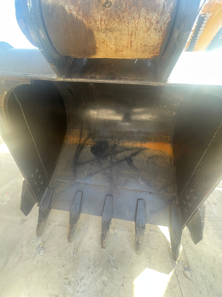 HITACHI ZX350 crawler excavator low hours excellent condition original - Bager guseničar: slika 4 HITACHI ZX350 crawler excavator low hours excellent condition original - Bager guseničar: slika 4