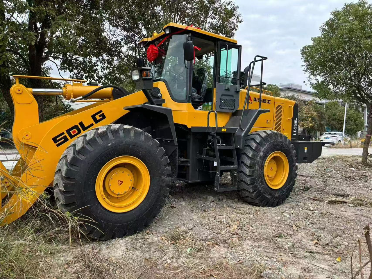 SDLG LG956L front loader 5 ton class china brand - Utovarivač točkaš: slika 3 SDLG LG956L front loader 5 ton class china brand - Utovarivač točkaš: slika 3
