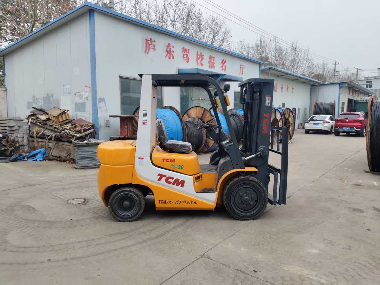 TCM FD30 Japan brand used 3 ton 4.5m diesel forklift Customizable mast clamps - Dizel viljuškar: slika 3 TCM FD30 Japan brand used 3 ton 4.5m diesel forklift Customizable mast clamps - Dizel viljuškar: slika 3