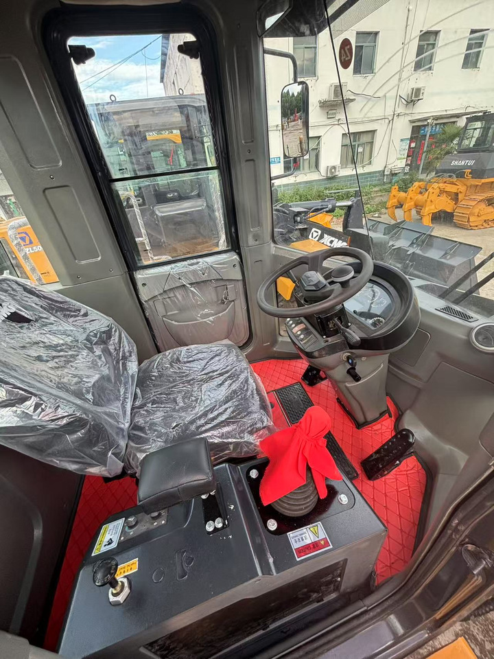 XCMG ZL50GN low hour front loader for sale - Utovarivač točkaš: slika 4 XCMG ZL50GN low hour front loader for sale - Utovarivač točkaš: slika 4