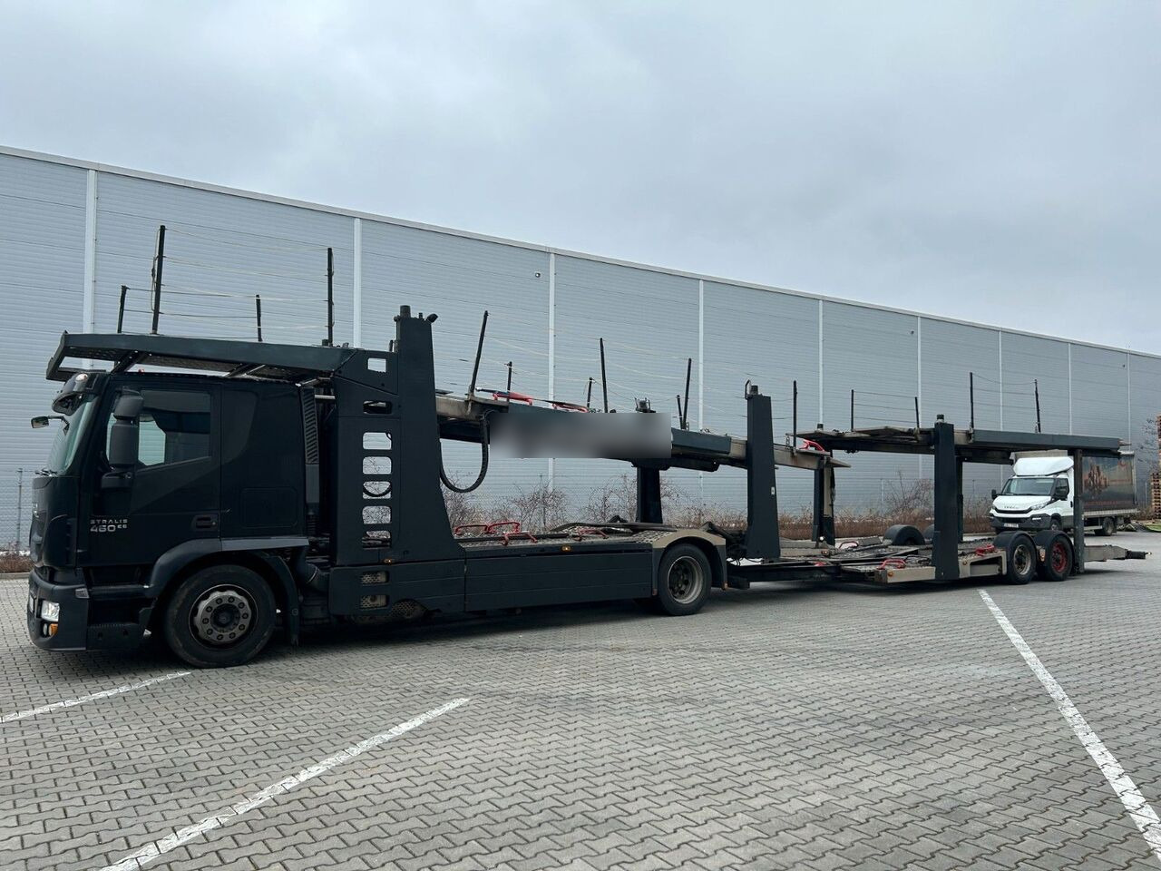IVECO Stralis 460 (1A3C - ROLFO TV) - Kamion za prevoz automobila: slika 3 IVECO Stralis 460 (1A3C - ROLFO TV) - Kamion za prevoz automobila: slika 3