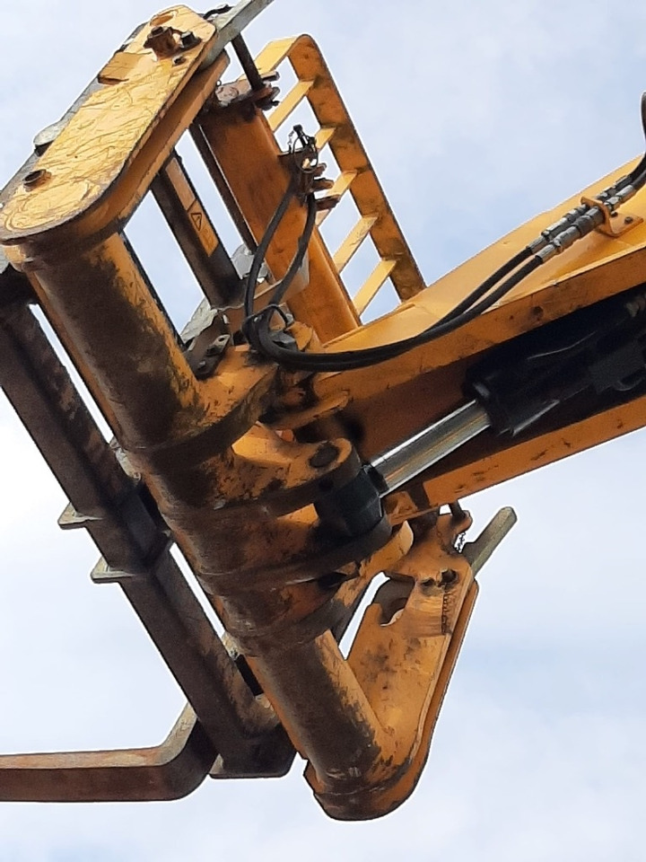 JCB 540-140 - Teleskopski upravljač: slika 3 JCB 540-140 - Teleskopski upravljač: slika 3
