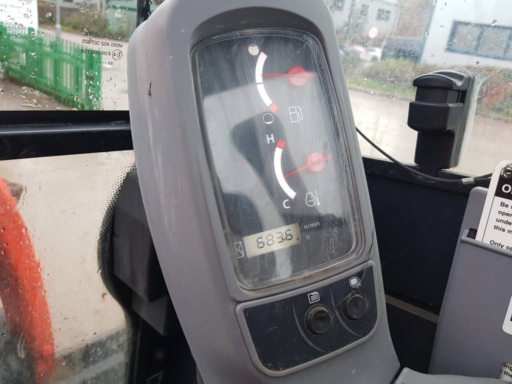 Mini bager Kubota U27-4: slika 8