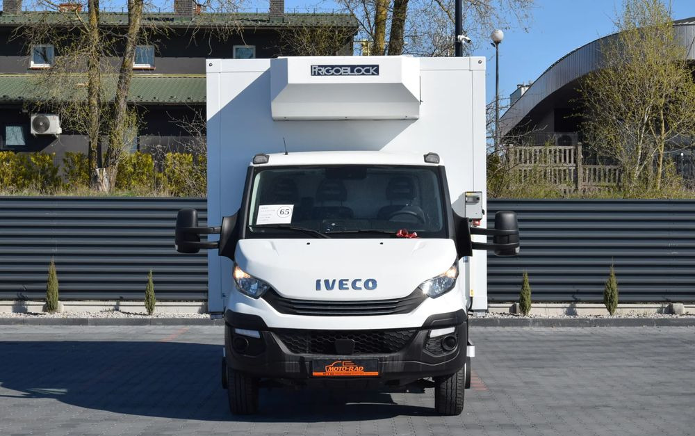 Iveco DAILY 70C18 / 3.0 - 180 KM / AUTOMAT HI-MATIC / 3 OSOBY / CHŁODNIA - MROŹNIA 4,55 M / AGREGAD FRIGOBLOCK / WINDA SORENSEN / KLIMA / TEMPOMAT / KAMERA COFANIA / REGULOWANE ZAWIESZENIE / SERWISOWA - Hladnjača: slika 2 Iveco DAILY 70C18 / 3.0 - 180 KM / AUTOMAT HI-MATIC / 3 OSOBY / CHŁODNIA - MROŹNIA 4,55 M / AGREGAD FRIGOBLOCK / WINDA SORENSEN / KLIMA / TEMPOMAT / KAMERA COFANIA / REGULOWANE ZAWIESZENIE / SERWISOWA - Hladnjača: slika 2