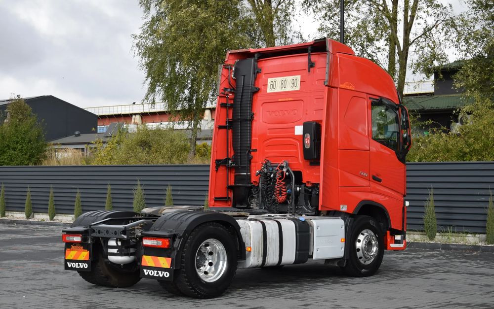 Volvo FH500 / HYDRAULIKA / EURO 6 / ACC / LEDY / ALUFELGI / SERWISOWANY / SPROWADZONY - Tegljač: slika 5 Volvo FH500 / HYDRAULIKA / EURO 6 / ACC / LEDY / ALUFELGI / SERWISOWANY / SPROWADZONY - Tegljač: slika 5