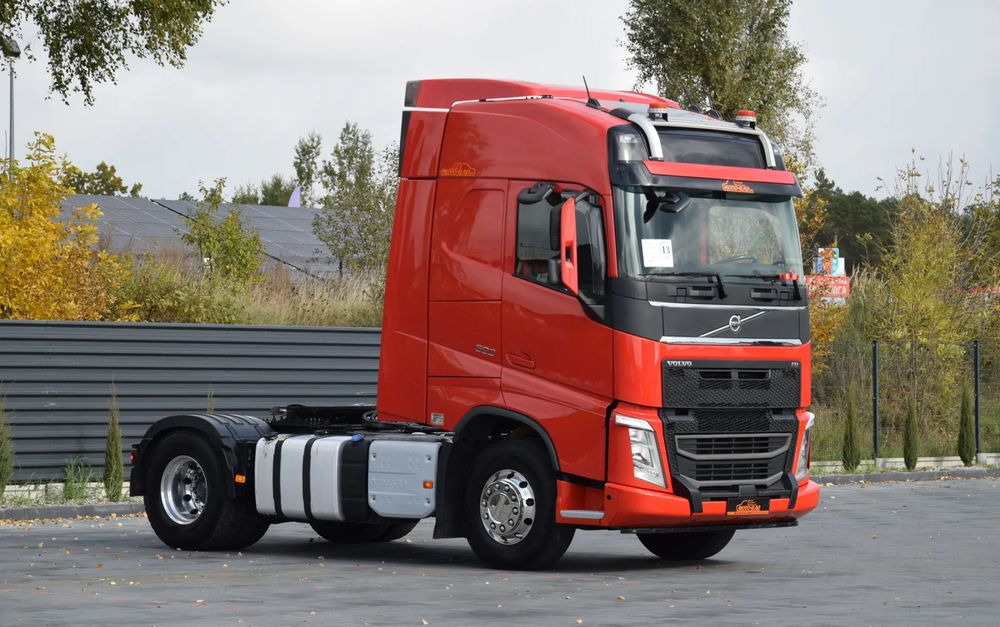 Volvo FH500 / HYDRAULIKA / EURO 6 / ACC / LEDY / ALUFELGI / SERWISOWANY / SPROWADZONY - Tegljač: slika 3 Volvo FH500 / HYDRAULIKA / EURO 6 / ACC / LEDY / ALUFELGI / SERWISOWANY / SPROWADZONY - Tegljač: slika 3