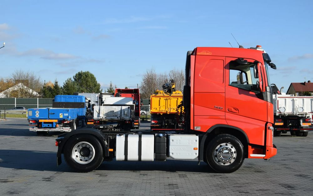 Volvo FH500 / NISKA KABINA / HYDRAULIKA / EURO 6 / ACC / LEDY / ALUFELGI / SERWISOWANY / SPROWADZONY - Tegljač: slika 3 Volvo FH500 / NISKA KABINA / HYDRAULIKA / EURO 6 / ACC / LEDY / ALUFELGI / SERWISOWANY / SPROWADZONY - Tegljač: slika 3
