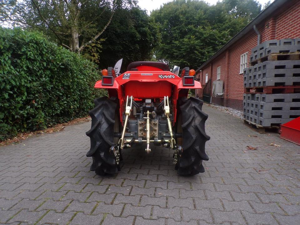 Mali traktor Kleintraktor Kubota B-40: slika 7 Mali traktor Kleintraktor Kubota B-40: slika 7