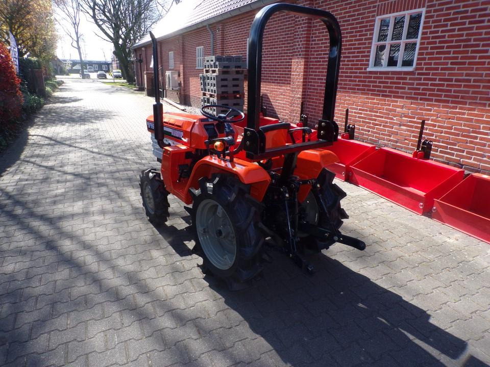 Kleintraktor Kubota B1502, ab 95€ pro Monat. - Mali traktor: slika 4 Kleintraktor Kubota B1502, ab 95€ pro Monat. - Mali traktor: slika 4